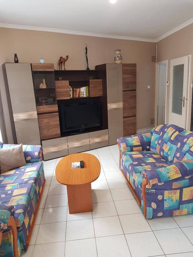 Belvarosi Apartman Apartment Eger Exterior photo